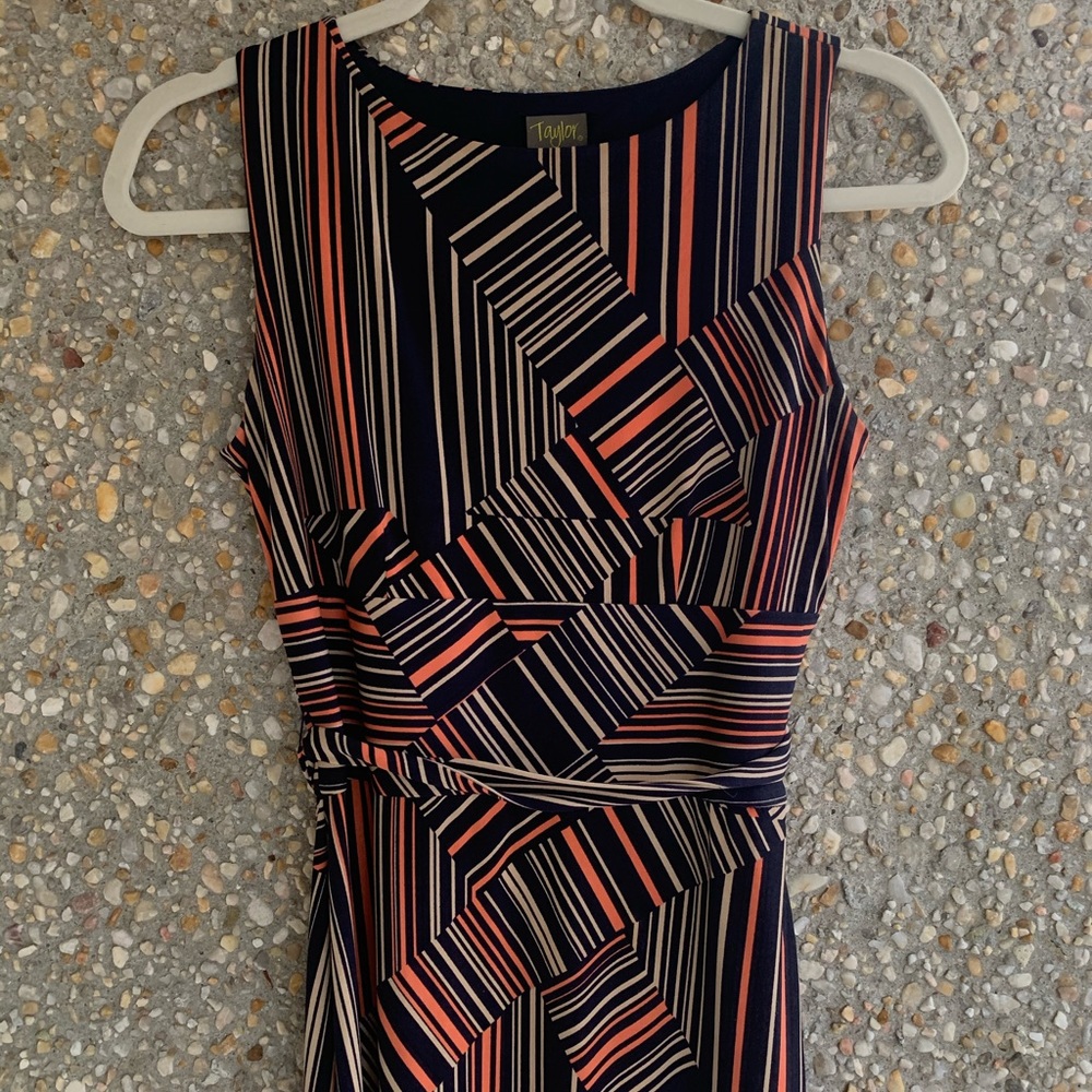 TAYLOR Sleeveless Maxi Dress . Navy Beige Coral